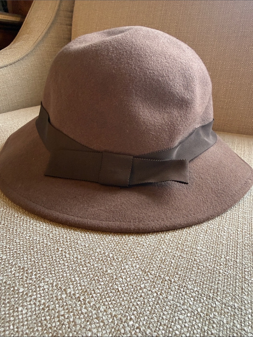 Doeskin 100% Wool Hat with Cowls